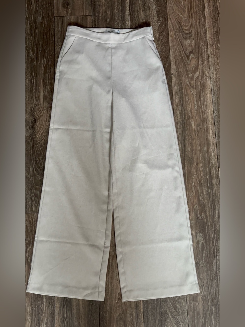 NA-KD Brand Linen Pants - Picture 2 of 6